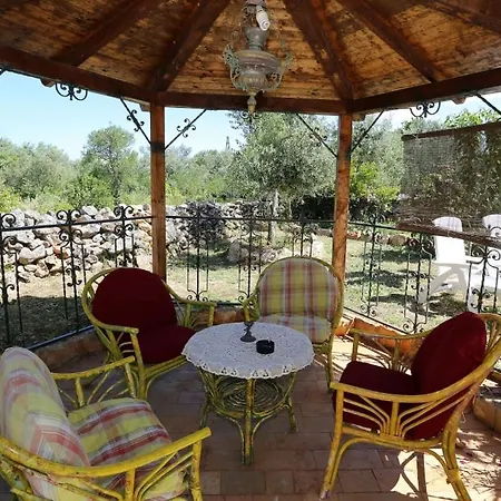 Appartement In With Balcony, Air Conditioning, Wifi, Washing Machine *