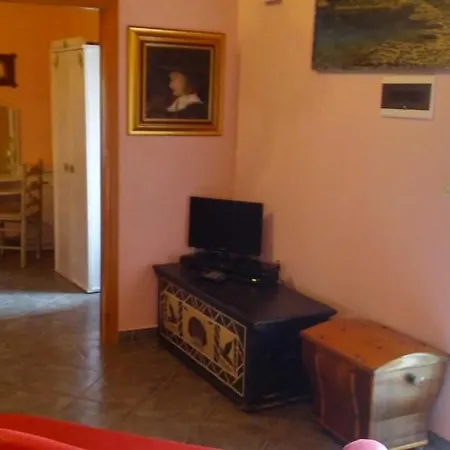 In With Balcony, Air Conditioning, Wifi, Washing Machine Appartement