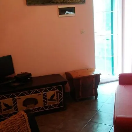 Apartamento In With Balcony, Air Conditioning, Wifi, Washing Machine